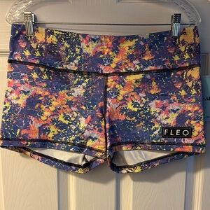 FLEO Women's Multicolor Shorts